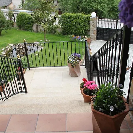 Hotel Mencia Corullón