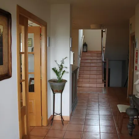 Mencia Hotel Corullón